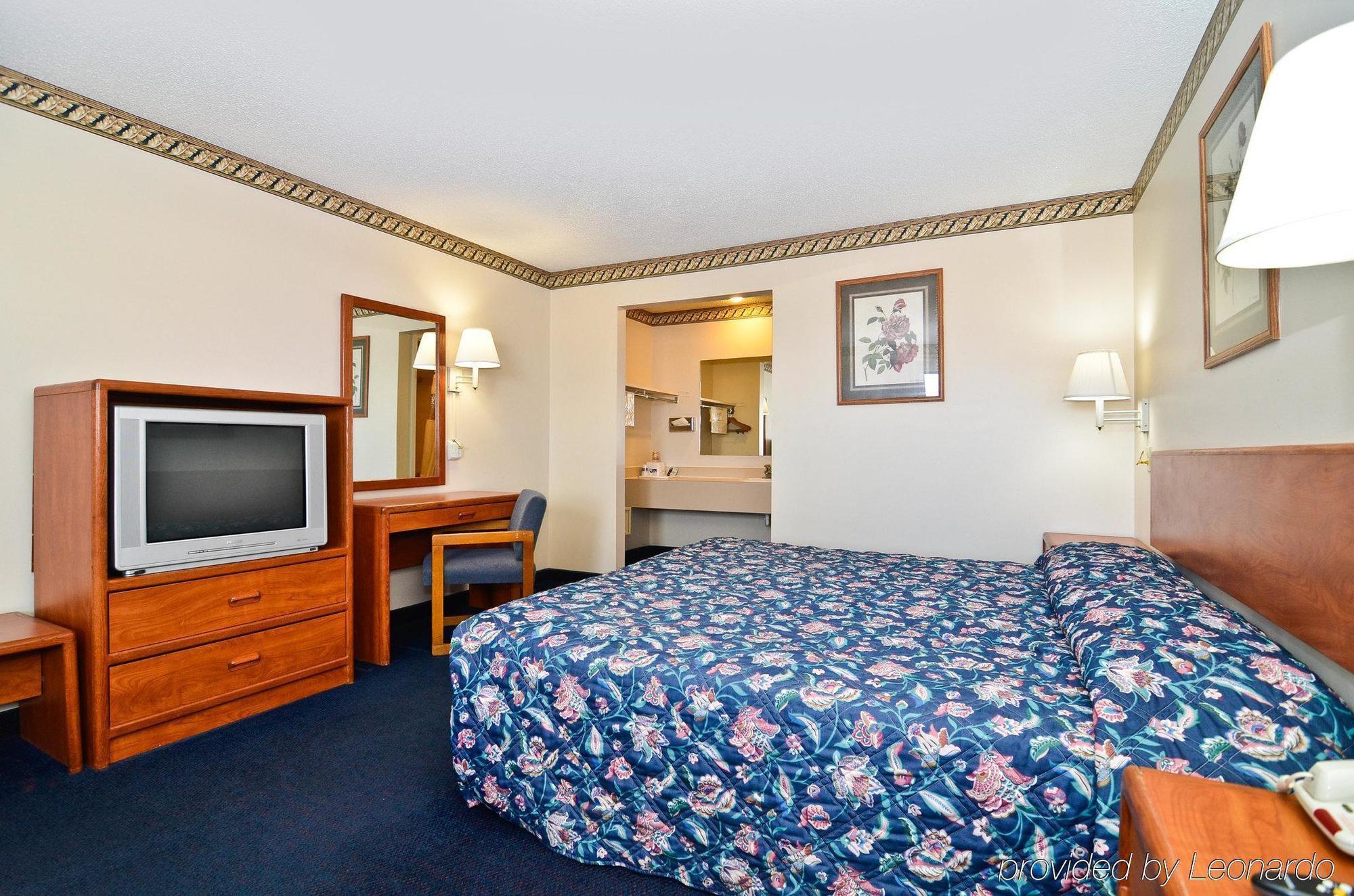 Americas Best Value Inn Grain Valley Rum bild